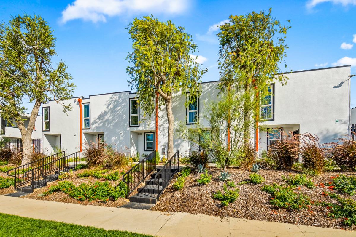 Apartment for rent at 712 S Fernwood St #29, West Covina, CA 91791