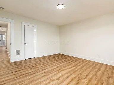 Townhouse for rent at 1165 E Whittier St, Columbus, OH 43206