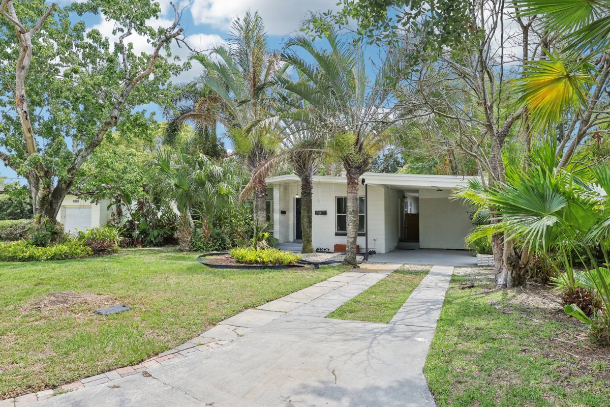 House for rent at 318 E Jersey St, Orlando, FL 32806