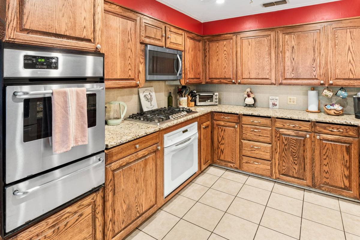 House for rent at 123 Hiett Lane, Longview, TX 75605