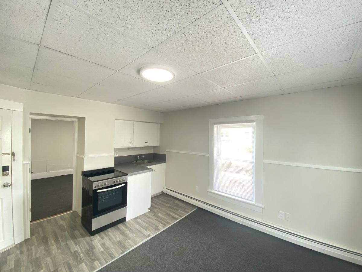 Apartment for rent at 60 Broadway #4, Suncook, NH 03275