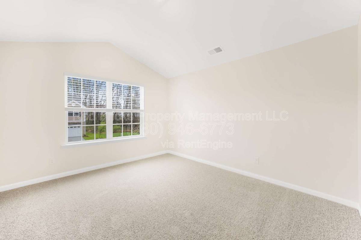 Townhouse for rent at 9128 Lowfalls Lane, Charlotte, NC 28216
