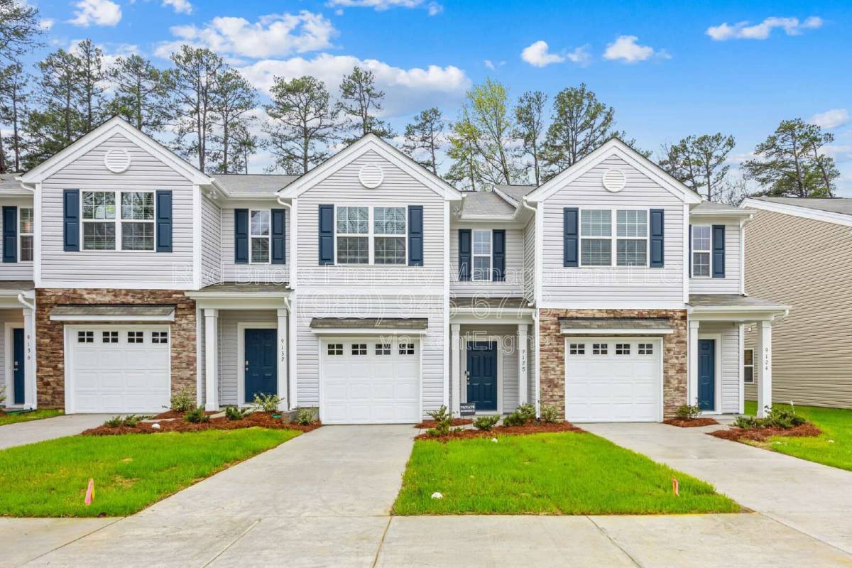 Townhouse for rent at 9128 Lowfalls Lane, Charlotte, NC 28216