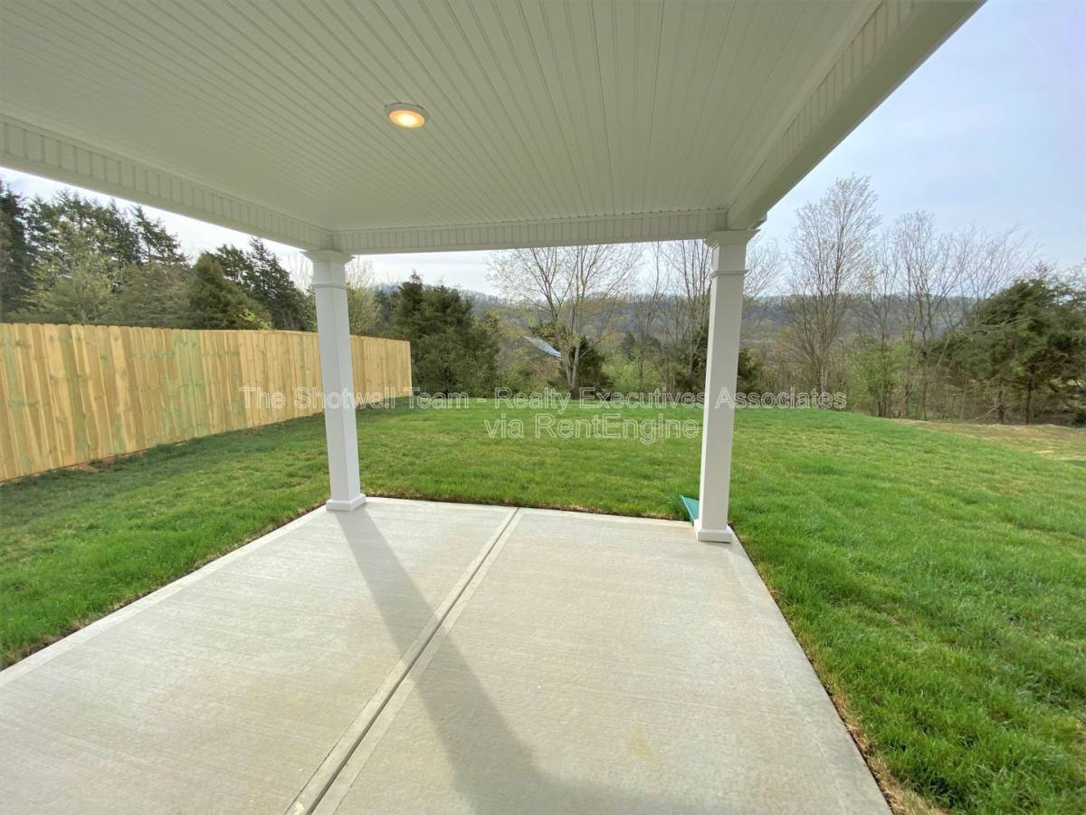 House for rent at 7852 Beeler Farms Lane, Knoxville, TN 37918