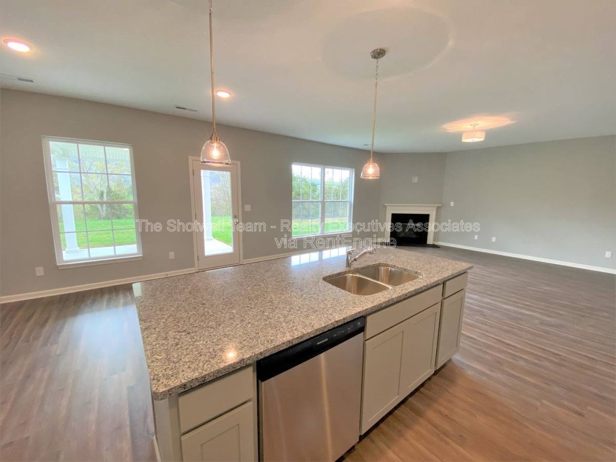 House for rent at 7852 Beeler Farms Lane, Knoxville, TN 37918