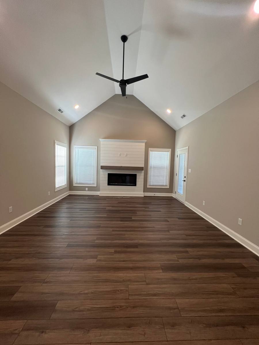 Townhouse for rent at 556 Cumberland Pointe Lane, Bowling Green, KY 42103