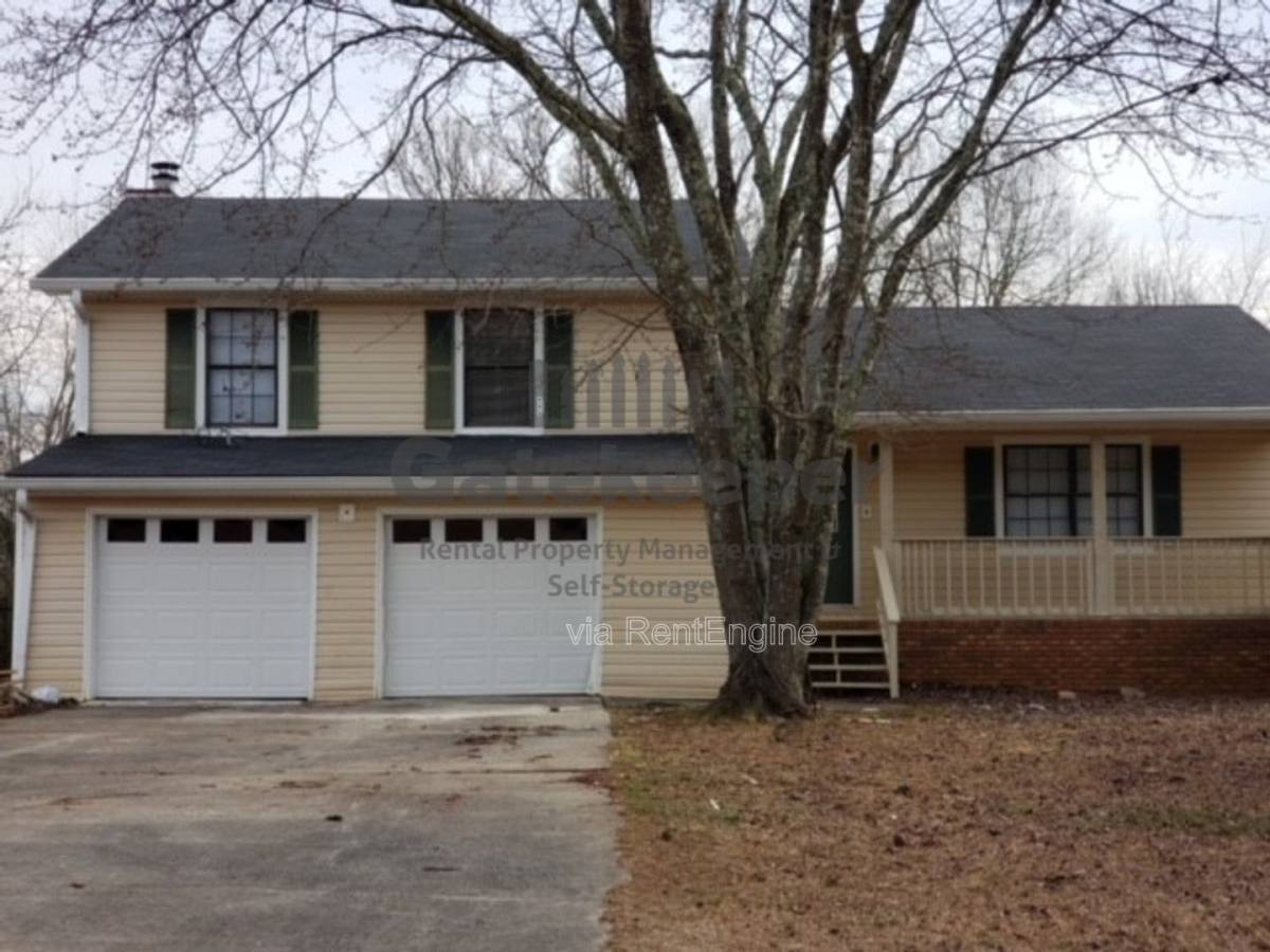 House for rent at 65 Stokes Dr, Stockbridge, GA 30281