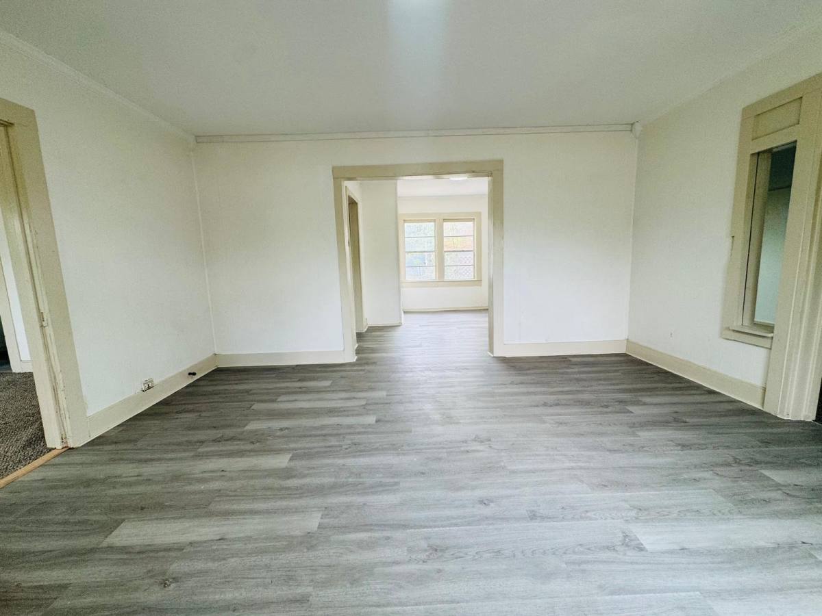 House for rent at 66 E Ave #G, San Angelo, TX 76903
