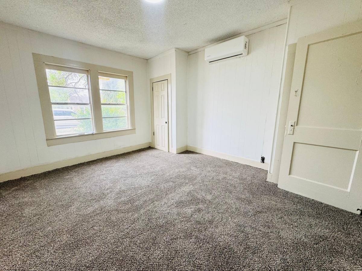 House for rent at 66 E Ave #G, San Angelo, TX 76903