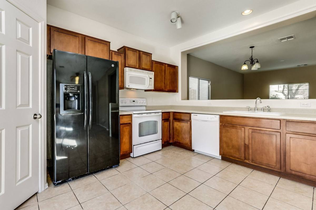 House for rent at 5413 W Apollo Rd, Laveen, AZ 85339