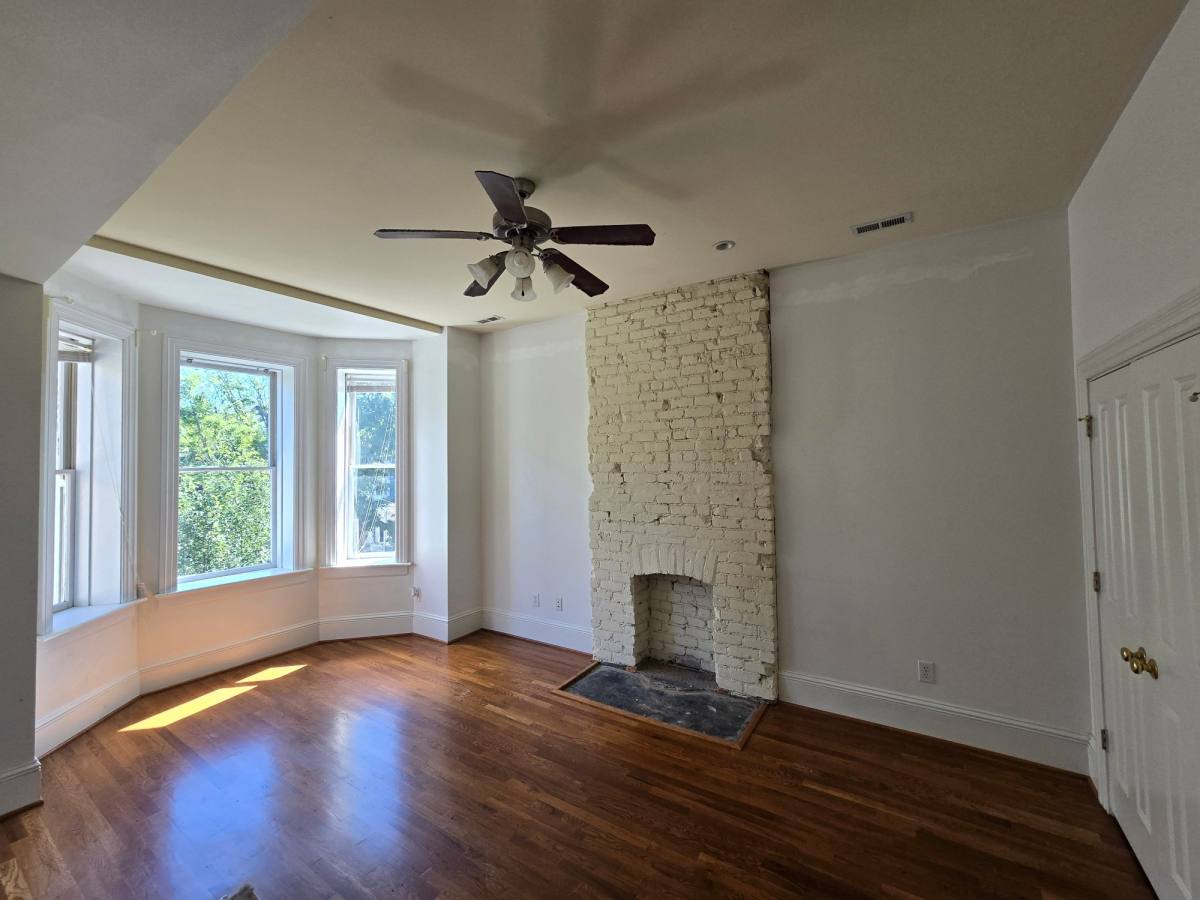 Apartment for rent at 1415 Grove Ave #A, Richmond, VA 23220