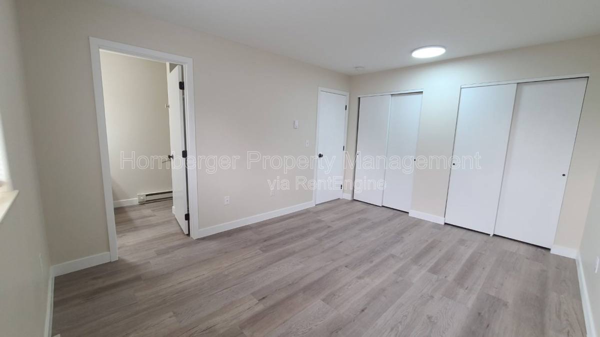 Apartment for rent at 1924 N Crestline St #1, Spokane, WA 99207
