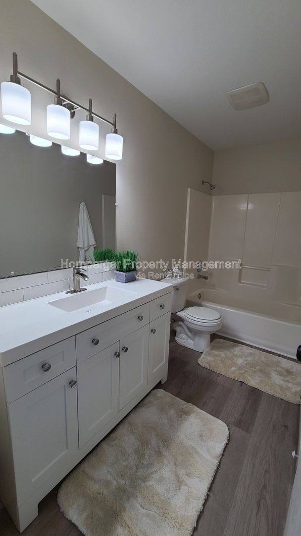 Apartment for rent at 1924 N Crestline St #1, Spokane, WA 99207