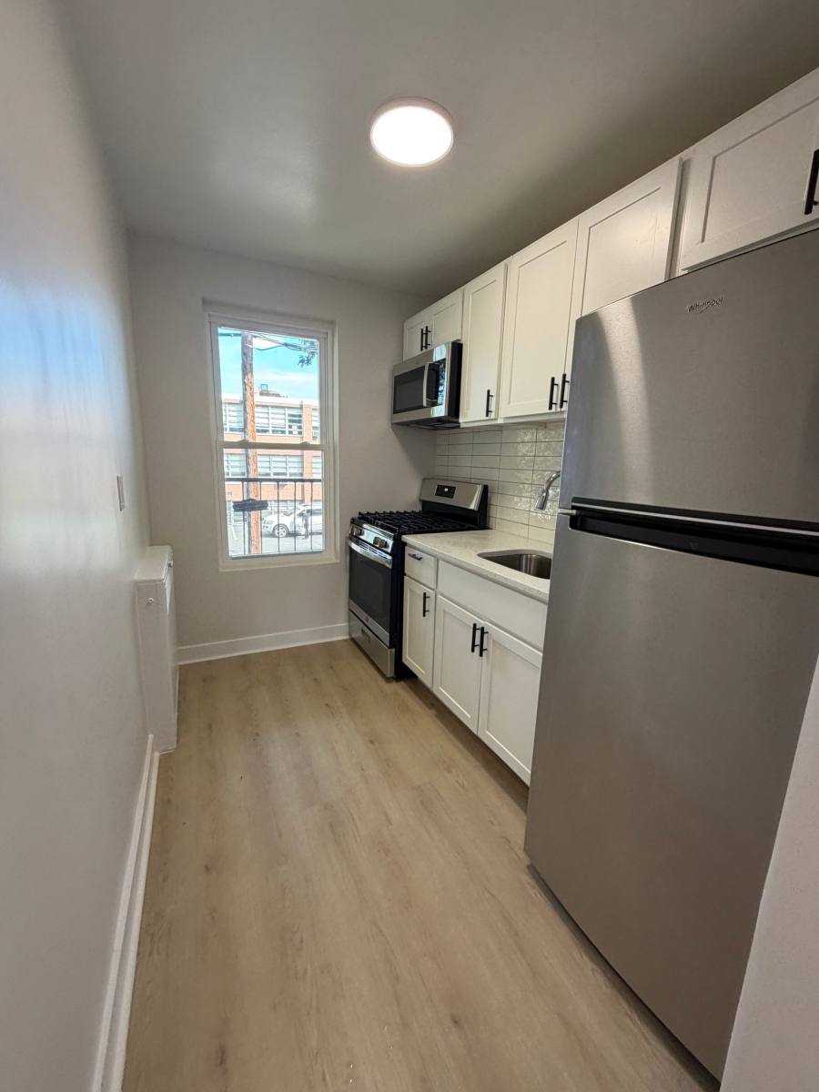 Apartment for rent at 676 Park Ave #19-2B, East Orange, NJ 07017