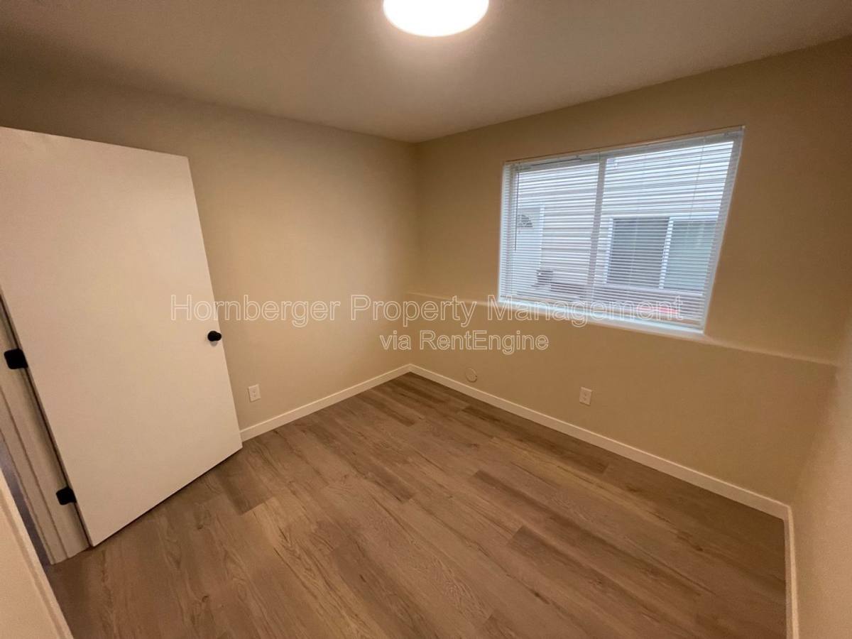 Apartment for rent at 1605 E Hartson Ave #2, Spokane, WA 99202