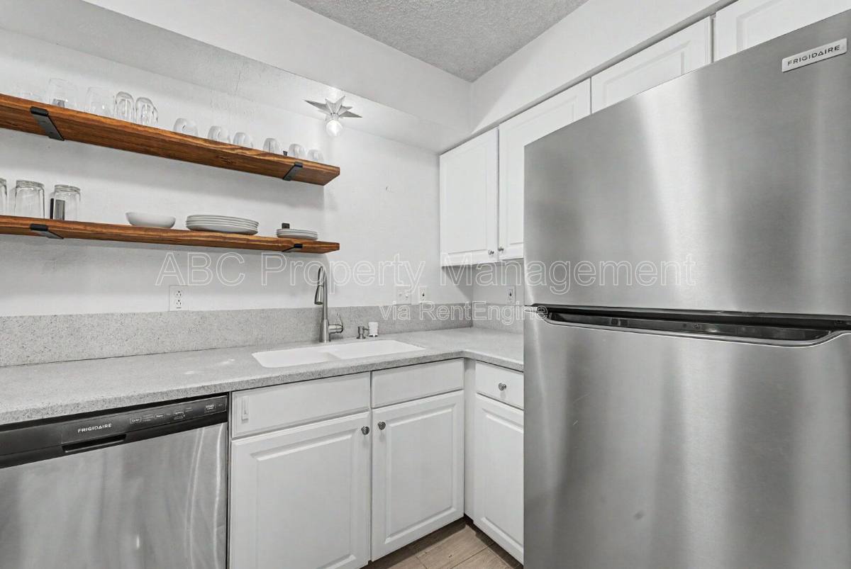 Condo for rent at 2 William Lane, Bella Vista, AR 72715