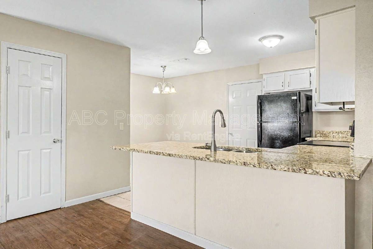 Apartment for rent at 3033 Mica St, Fayetteville, AR 72704