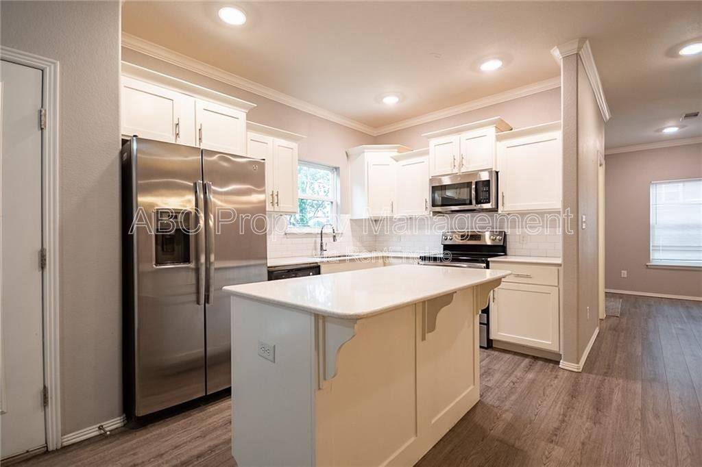 Townhouse for rent at 4133 W Santa Maria Lane, Fayetteville, AR 72704