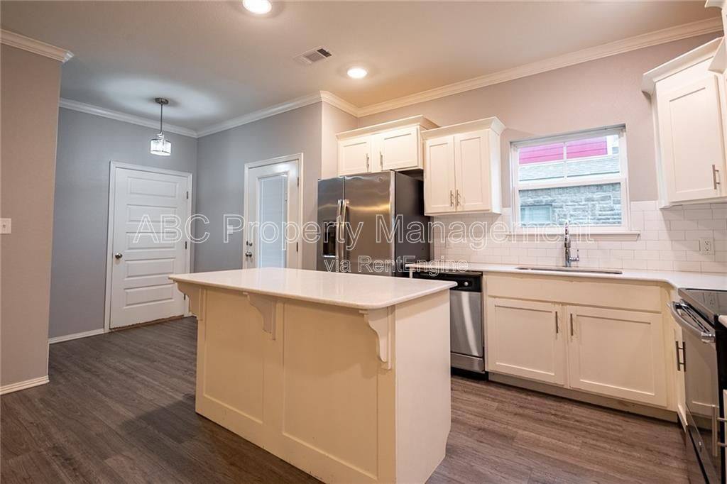 Townhouse for rent at 4133 W Santa Maria Lane, Fayetteville, AR 72704