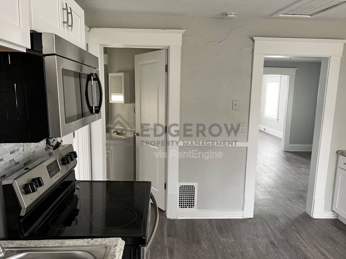 Apartment for rent at 815 Logan St SE #2, Grand Rapids, MI 49506
