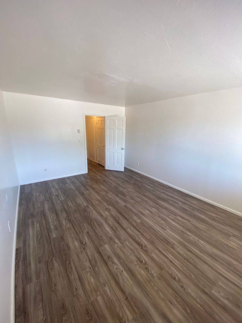 Apartment for rent at 280 SE Orchard Ave #1, Dallas, OR 97338