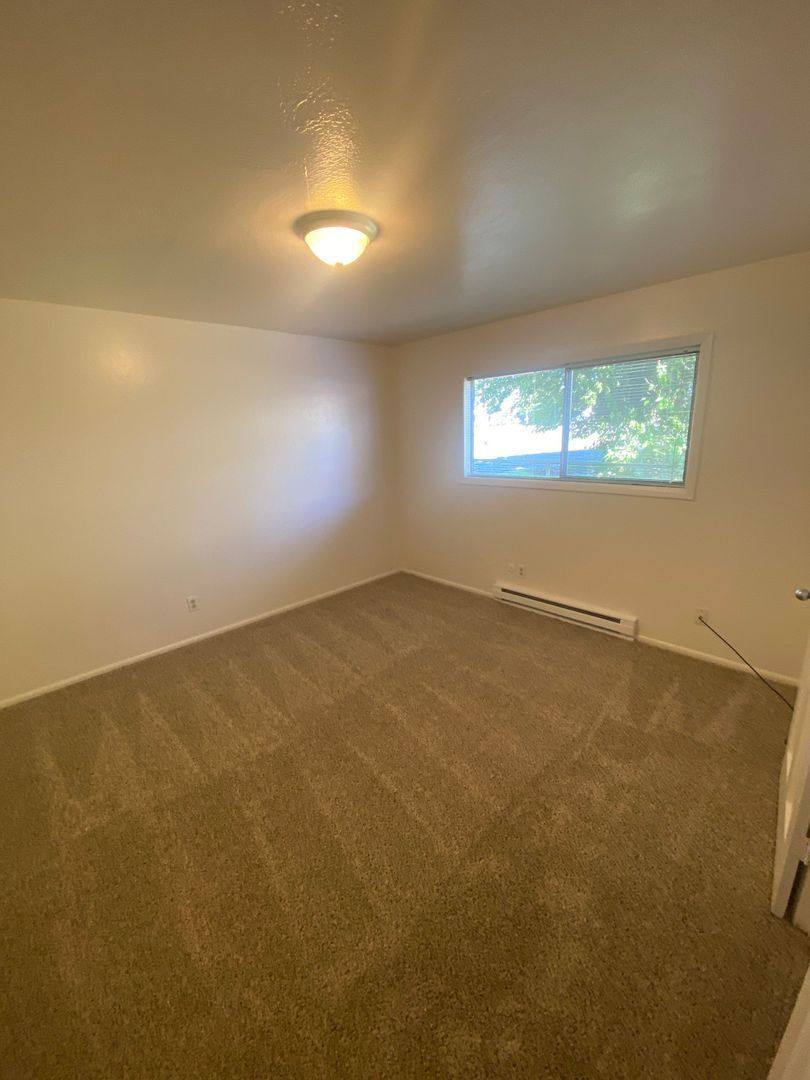 Apartment for rent at 280 SE Orchard Ave #1, Dallas, OR 97338