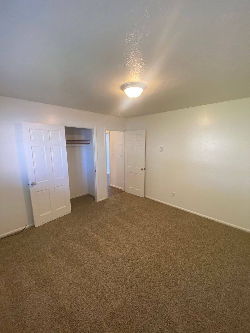Apartment for rent at 280 SE Orchard Ave #1, Dallas, OR 97338
