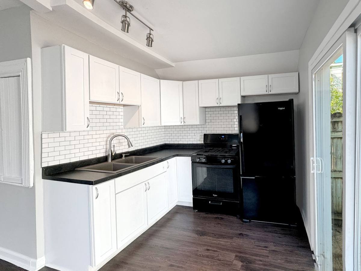 Apartment for rent at 214 Gold Ave NW #2, Grand Rapids, MI 49504