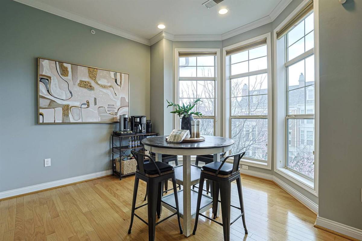 Apartment for rent at 215 Stetson St, Cincinnati, OH 45219