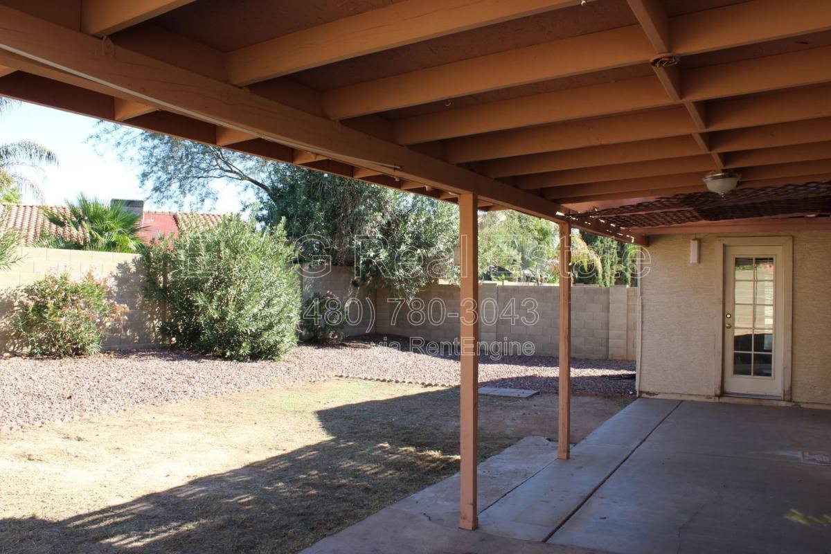 House for rent at 19455 N 34th St, Phoenix, AZ 85050