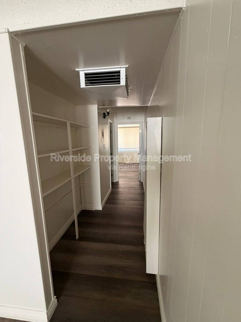 Apartment for rent at 429 Glen St #C, Riverside, CA 92507