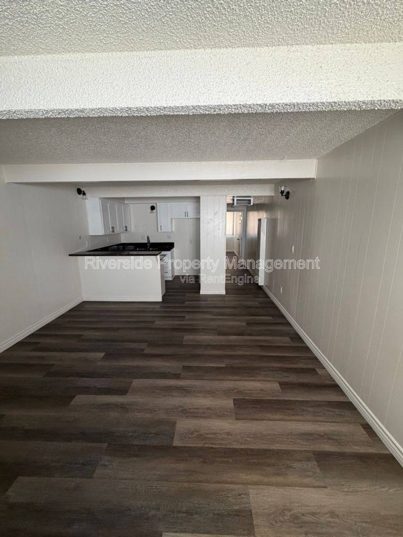 Apartment for rent at 429 Glen St #C, Riverside, CA 92507