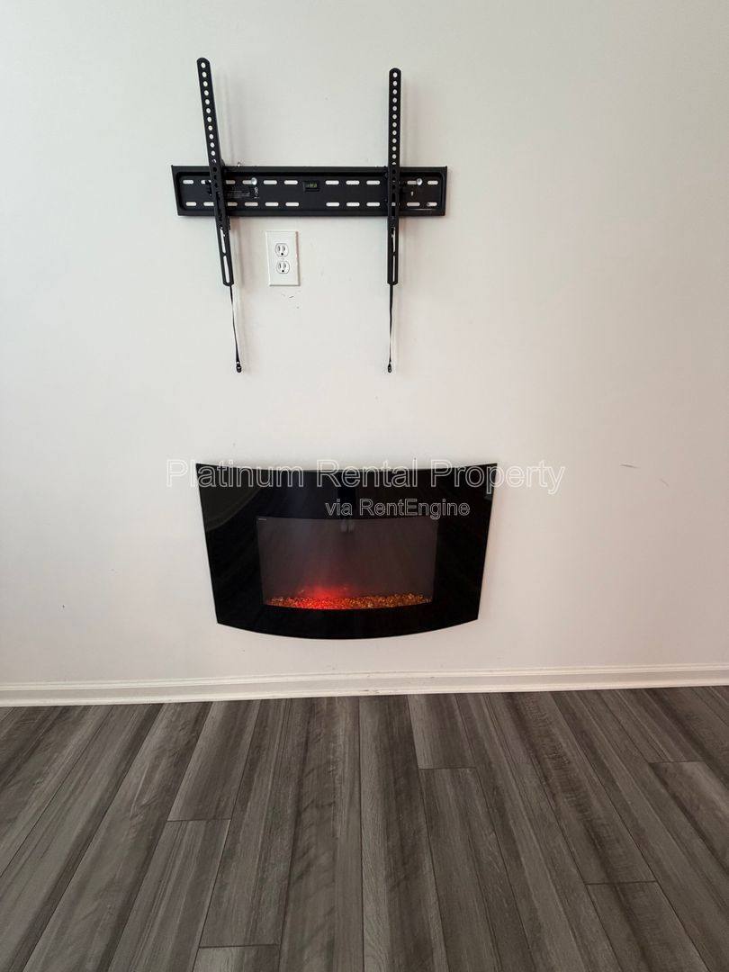 Townhouse for rent at 177 Swindon Dr, McDonough, GA 30253