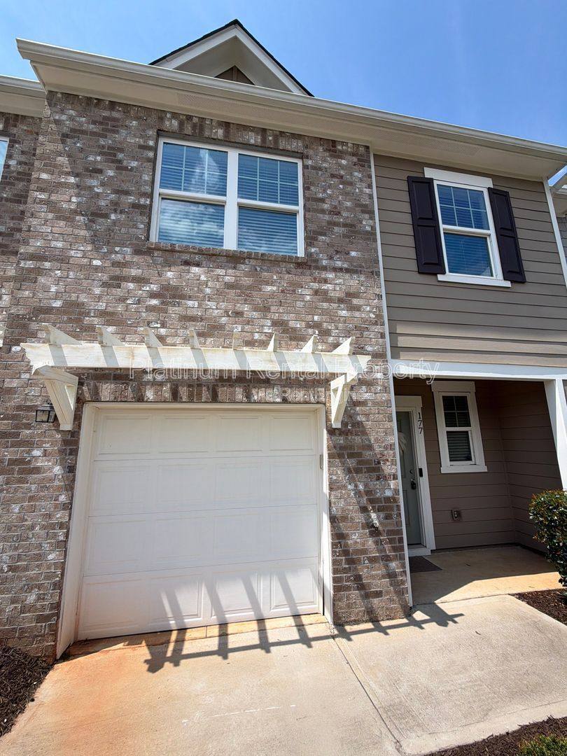 Townhouse for rent at 177 Swindon Dr, McDonough, GA 30253