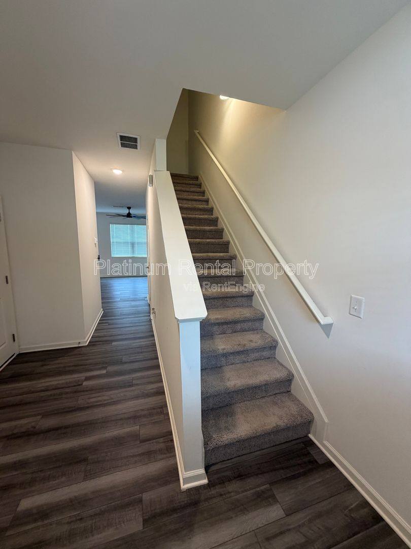 Townhouse for rent at 177 Swindon Dr, McDonough, GA 30253
