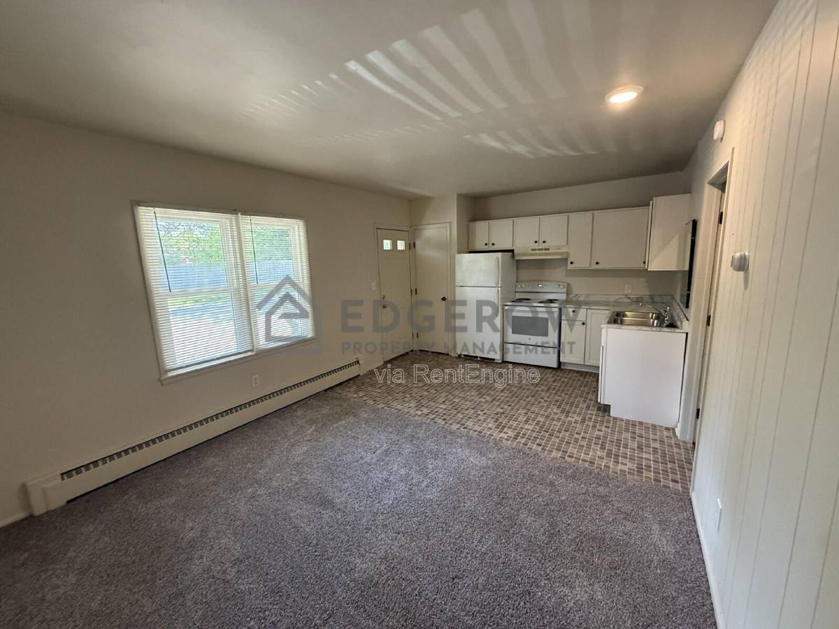 Apartment for rent at 13827 Ironwood Dr NW #7, Grand Rapids, MI 49534