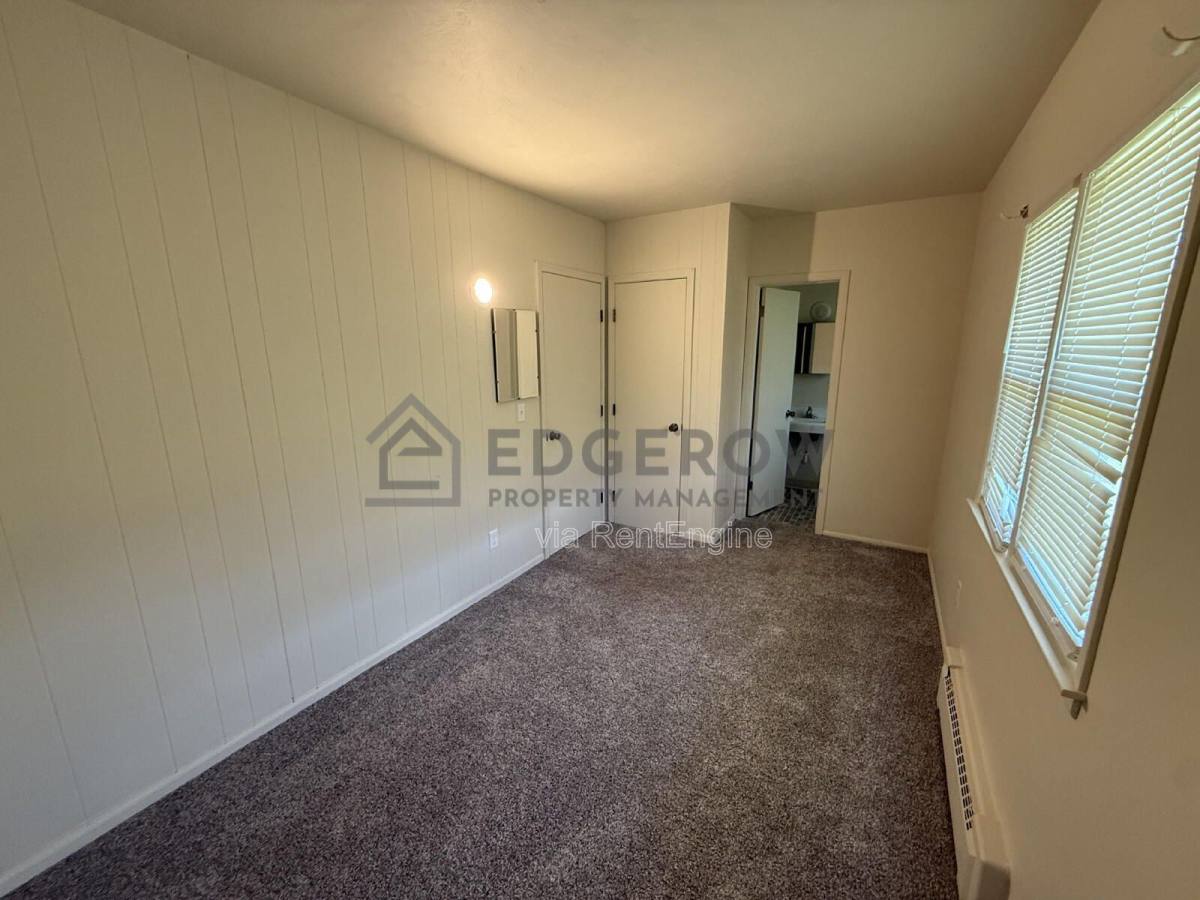 Apartment for rent at 13827 Ironwood Dr NW #7, Grand Rapids, MI 49534