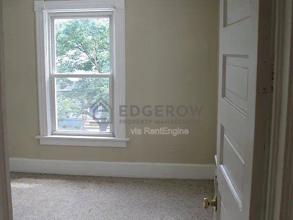 Apartment for rent at 635 Lafayette Ave NE #2, Grand Rapids, MI 49503