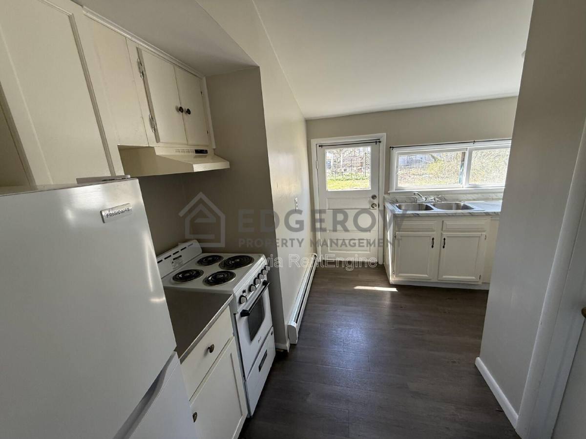 Apartment for rent at 136 Centennial St #1, Sparta, MI 49345
