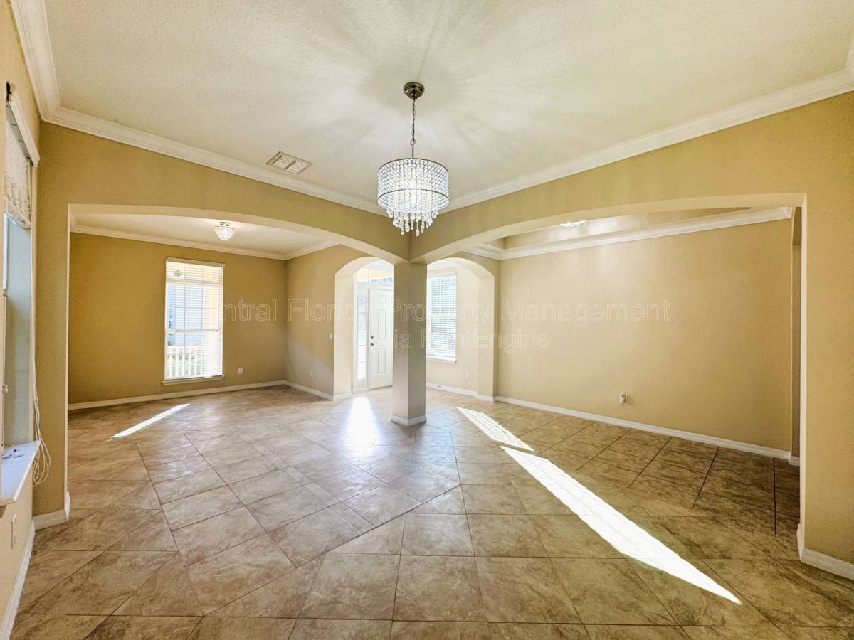 House for rent at 6621 Helmsley Circle, Windermere, FL 34786