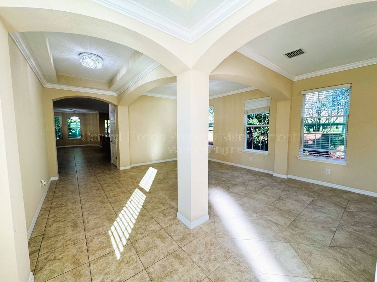 House for rent at 6621 Helmsley Circle, Windermere, FL 34786