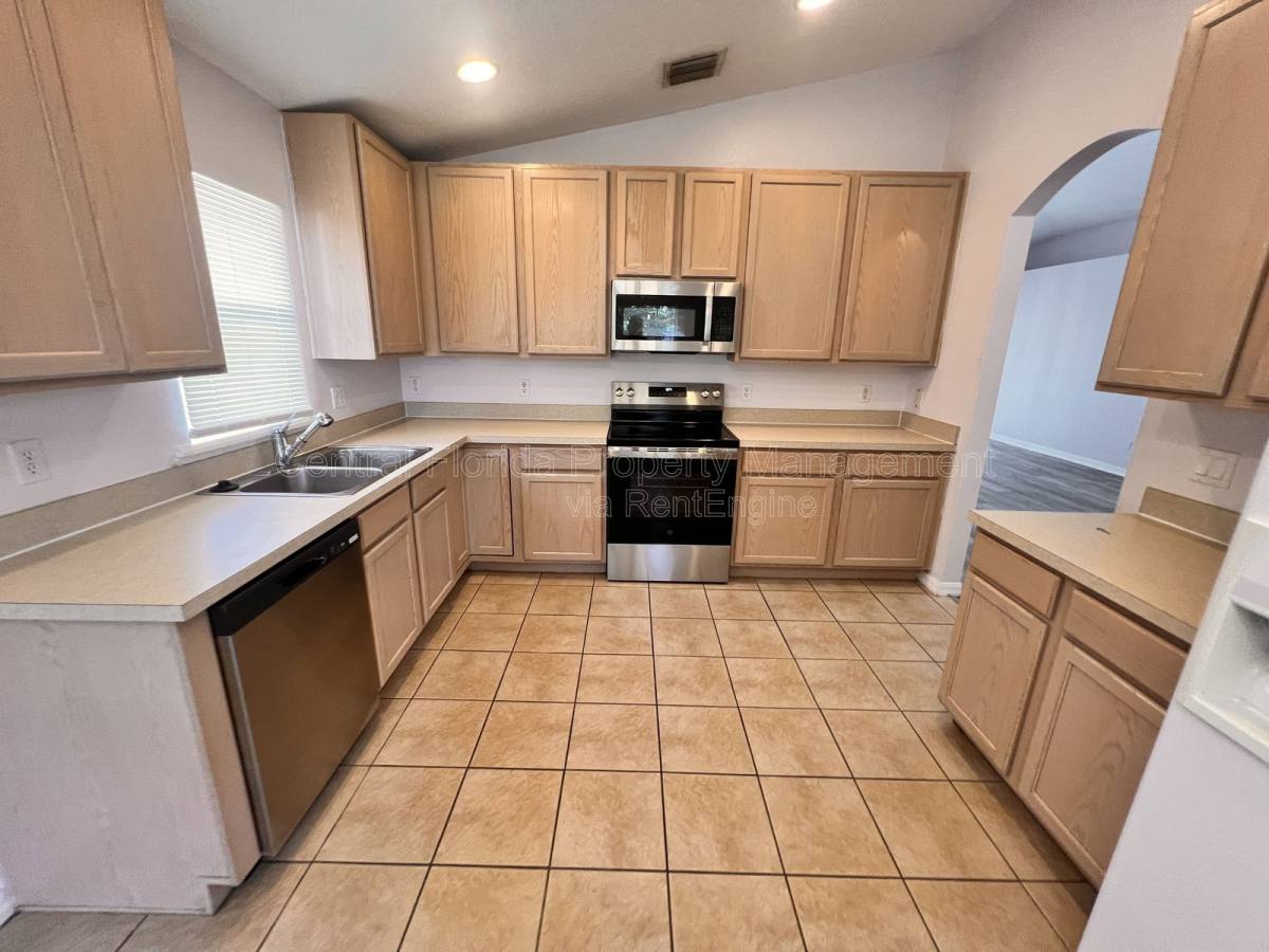 House for rent at 1821 Courtland St, Orlando, FL 32804