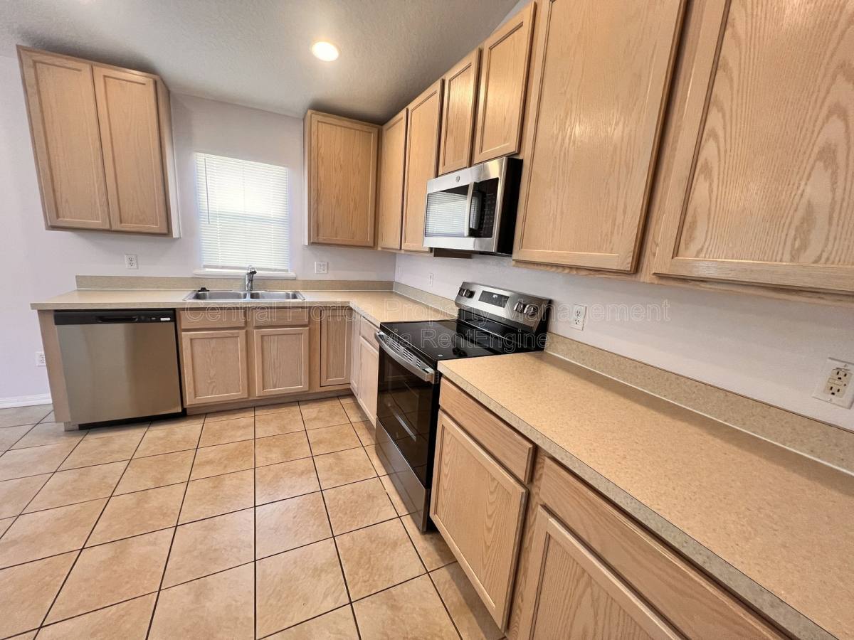 House for rent at 1821 Courtland St, Orlando, FL 32804