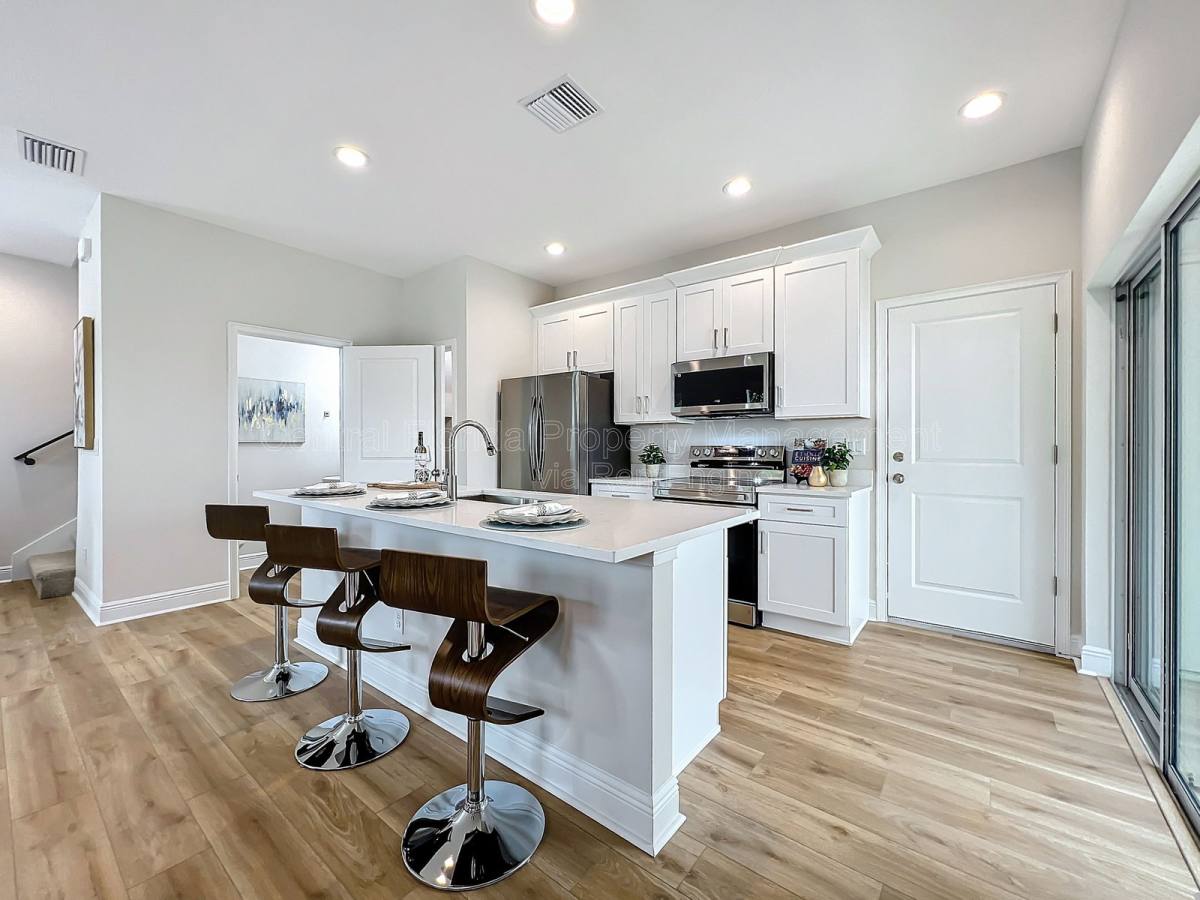 Apartment for rent at 2250 S Bumby Ave #200, Orlando, FL 32806