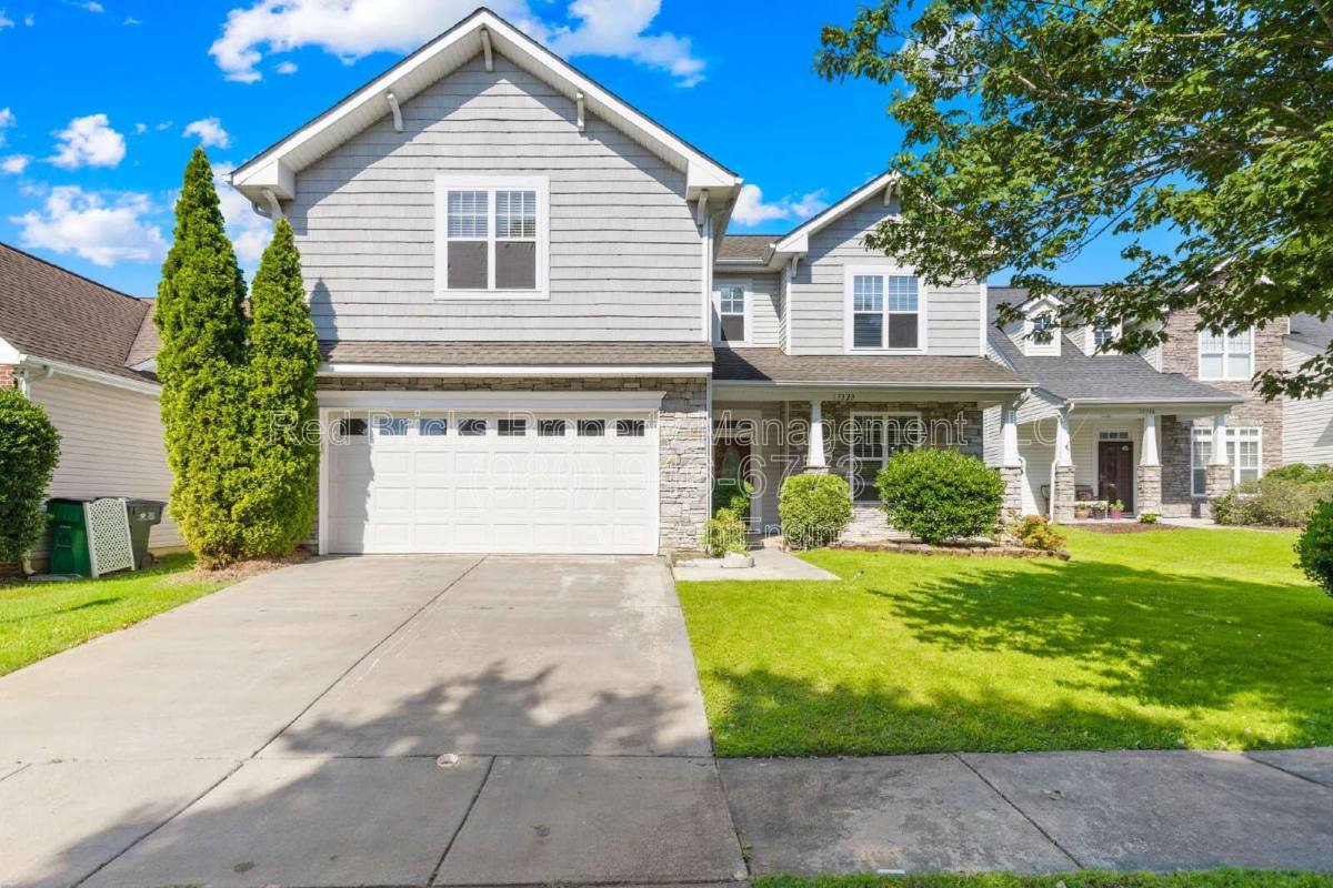 House for rent at 17320 Brightstone Court, Charlotte, NC 28277