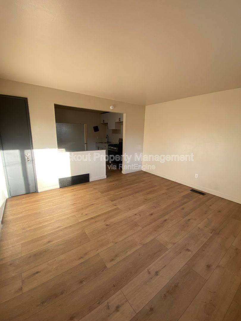 Apartment for rent at 813-815 Courtois St, Saint Louis, MO 63111