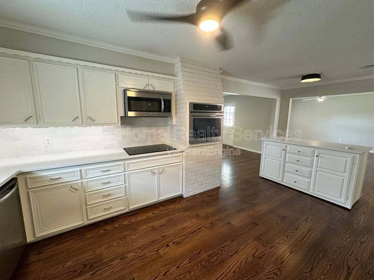 House for rent at 12 SW 100th St, Oklahoma City, OK 73139