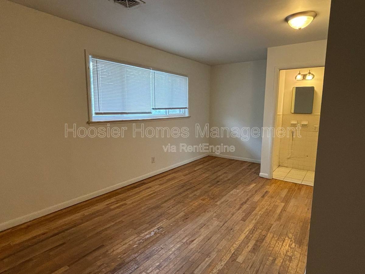 Apartment for rent at 770 E 61st St #4, Indianapolis, IN 46220
