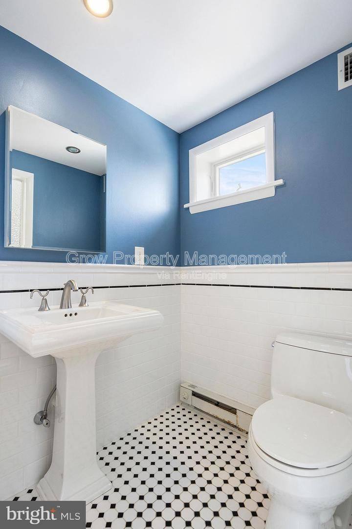 House for rent at 755 S 10th St, Philadelphia, PA 19147