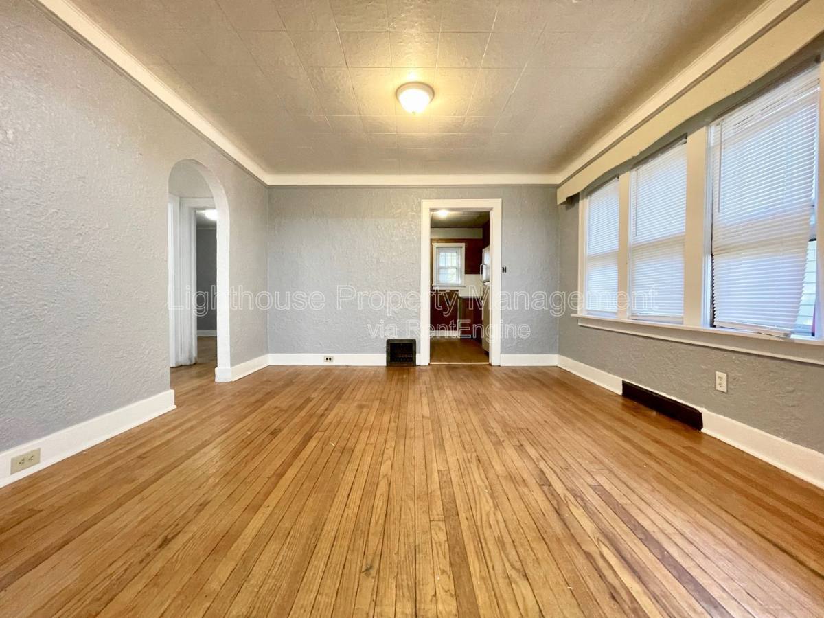 House for rent at 1183 Emerson Ave, Muskegon, MI 49442